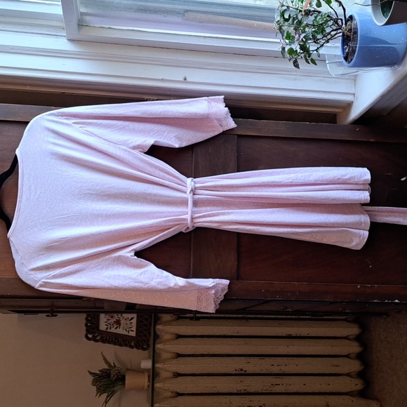 Rae Dunn size L light pink and white animal print w lace robe - Picture 6 of 8